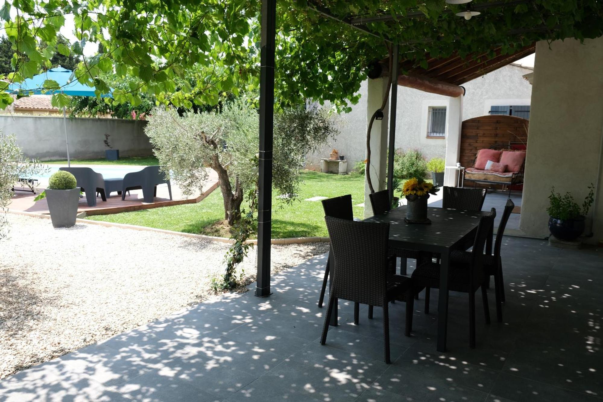 Very Pleasant House With Swimming Pool In Mouries, Near Les Baux De Provence In The Alpilles - 6 People 빌라 외부 사진